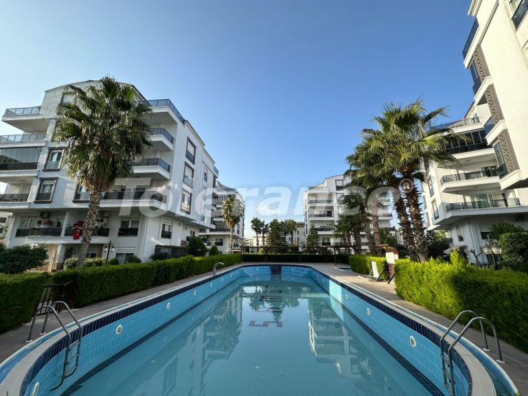 Квартира в Коньяалты, Анталия с бассейном: купить недвижимость в Турции - 104840