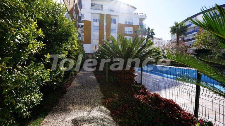 Квартира в Коньяалты, Анталия с бассейном: купить недвижимость в Турции - 105079