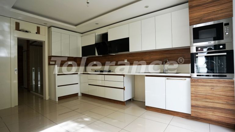 Квартира в Коньяалты, Анталия с бассейном: купить недвижимость в Турции - 106606