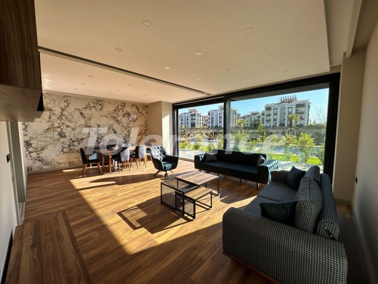 Квартира в Коньяалты, Анталия с бассейном: купить недвижимость в Турции - 107311