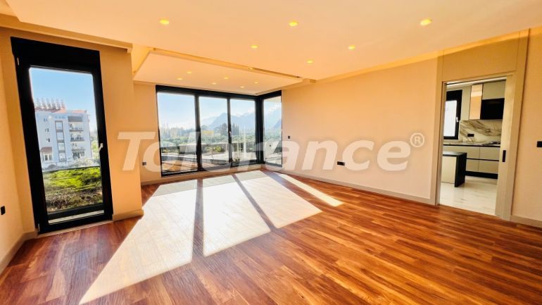 Квартира в Коньяалты, Анталия с бассейном: купить недвижимость в Турции - 107323