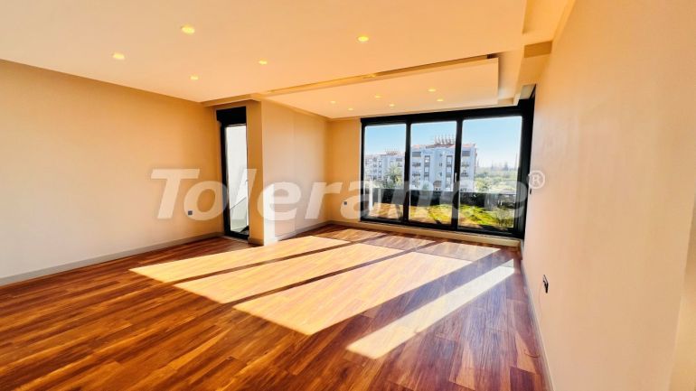 Квартира в Коньяалты, Анталия с бассейном: купить недвижимость в Турции - 107324