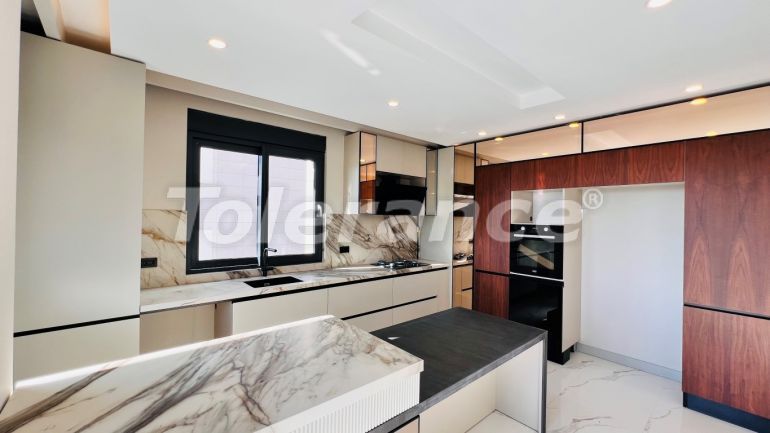 Квартира в Коньяалты, Анталия с бассейном: купить недвижимость в Турции - 107327