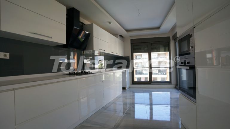 Квартира в Коньяалты, Анталия с бассейном: купить недвижимость в Турции - 107340