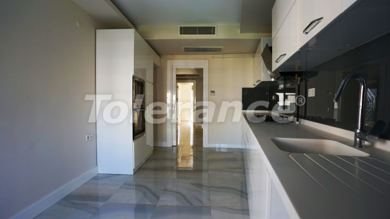 Квартира в Коньяалты, Анталия с бассейном: купить недвижимость в Турции - 107341