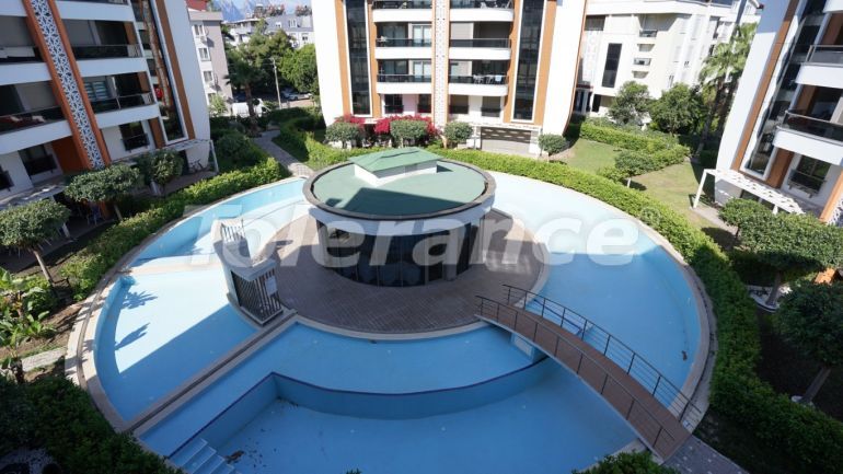 Квартира в Коньяалты, Анталия с бассейном: купить недвижимость в Турции - 107347