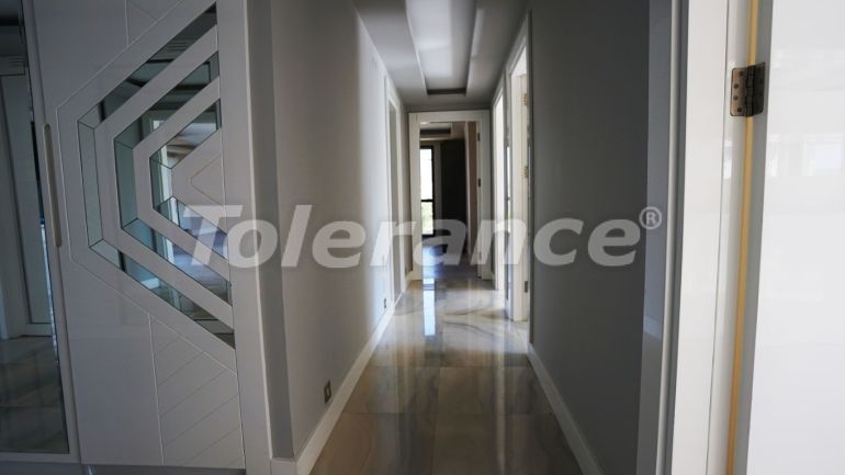 Квартира в Коньяалты, Анталия с бассейном: купить недвижимость в Турции - 107349