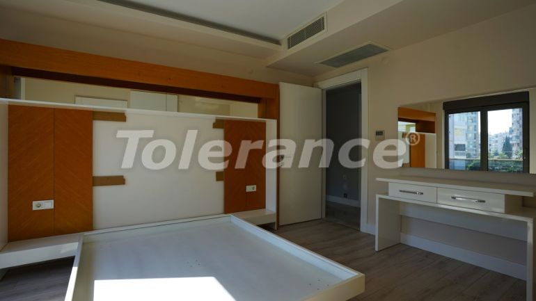 Квартира в Коньяалты, Анталия с бассейном: купить недвижимость в Турции - 107355