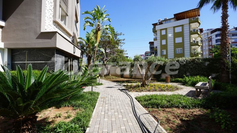 Квартира в Коньяалты, Анталия с бассейном: купить недвижимость в Турции - 107362