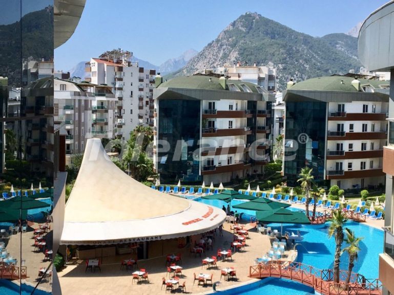 Квартира в Коньяалты, Анталия с бассейном: купить недвижимость в Турции - 107615