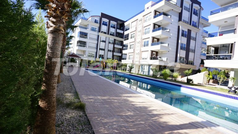 Квартира в Коньяалты, Анталия с бассейном: купить недвижимость в Турции - 109195