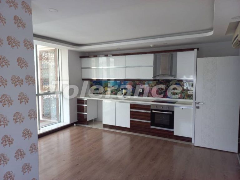 Квартира в Коньяалты, Анталия с бассейном: купить недвижимость в Турции - 109637