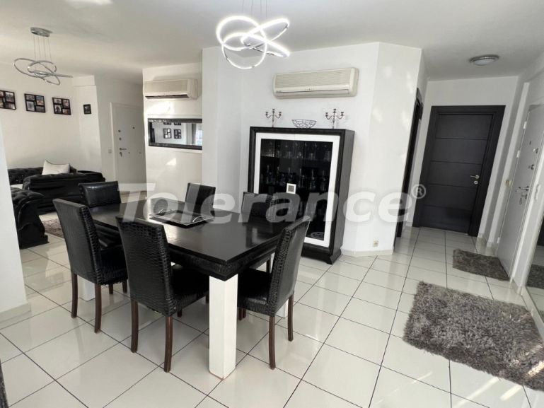 Квартира в Коньяалты, Анталия с бассейном: купить недвижимость в Турции - 110679