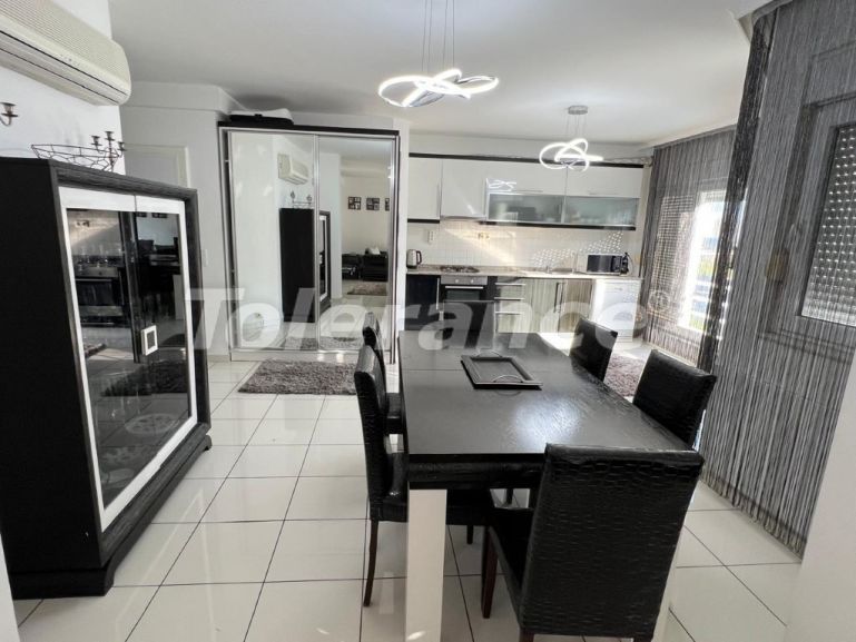 Квартира в Коньяалты, Анталия с бассейном: купить недвижимость в Турции - 110686