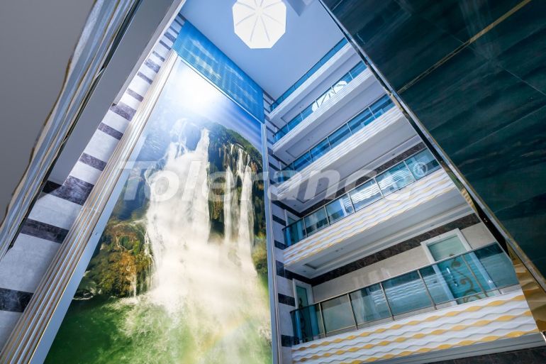 Квартира в Коньяалты, Анталия с бассейном: купить недвижимость в Турции - 111351