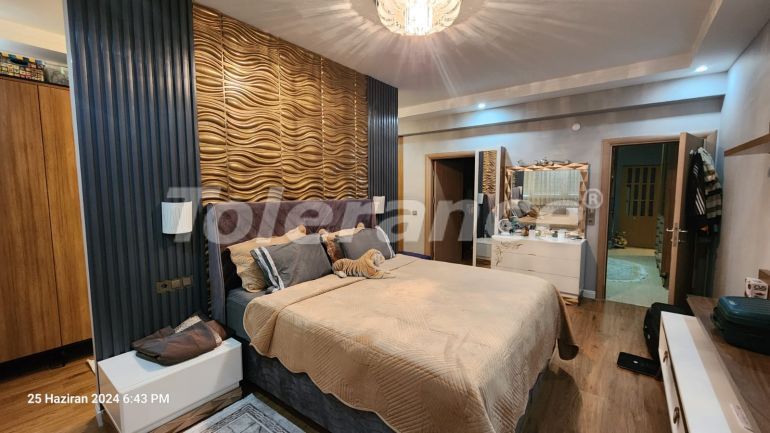 Квартира в Коньяалты, Анталия с бассейном: купить недвижимость в Турции - 111531