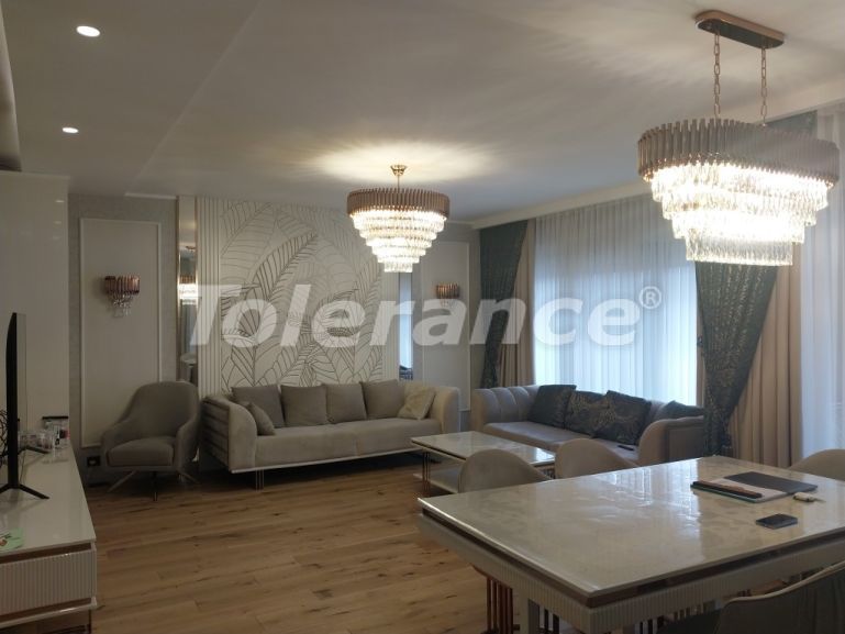 Квартира в Коньяалты, Анталия с бассейном: купить недвижимость в Турции - 113292