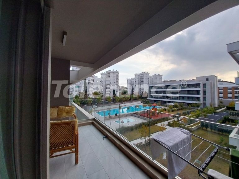 Квартира в Коньяалты, Анталия с бассейном: купить недвижимость в Турции - 113313