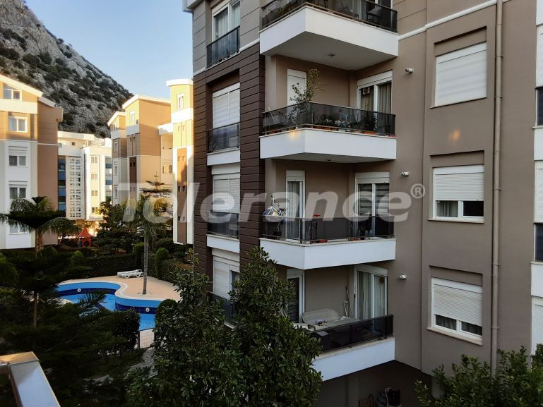 Квартира в Коньяалты, Анталия с бассейном: купить недвижимость в Турции - 114286