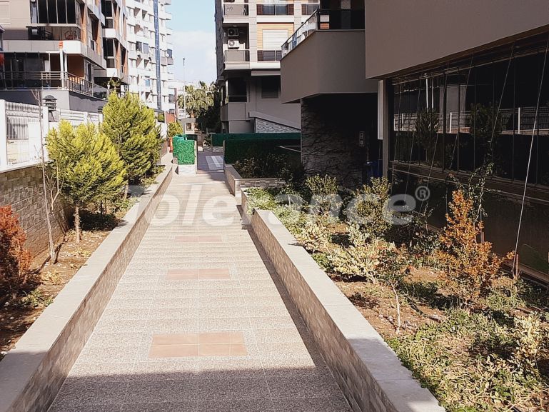 Квартира в Коньяалты, Анталия с бассейном: купить недвижимость в Турции - 115876