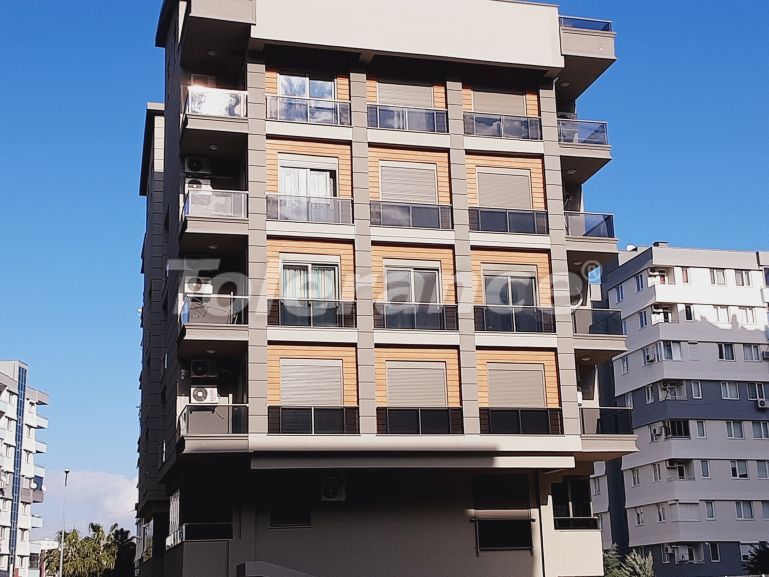 Квартира в Коньяалты, Анталия с бассейном: купить недвижимость в Турции - 115878