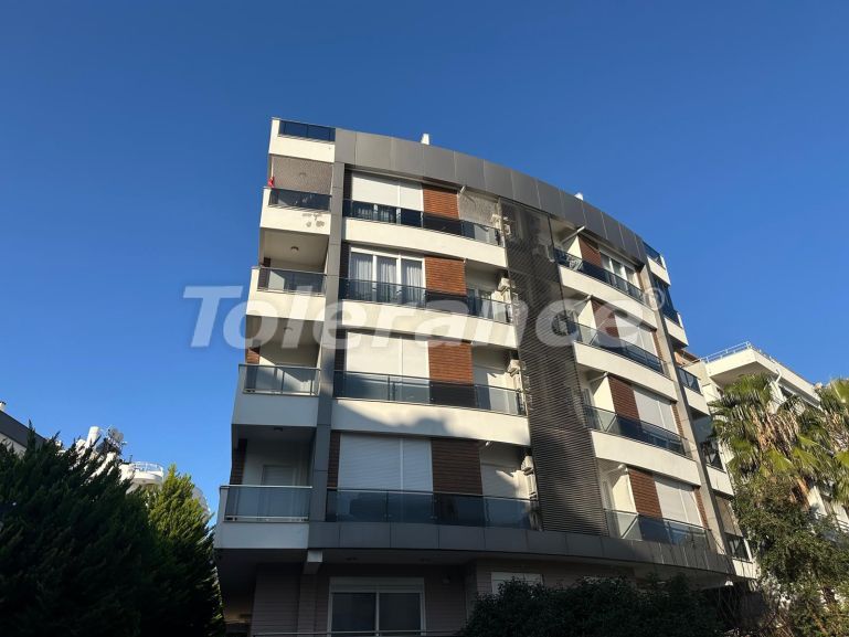 Квартира в Коньяалты, Анталия с бассейном: купить недвижимость в Турции - 116343