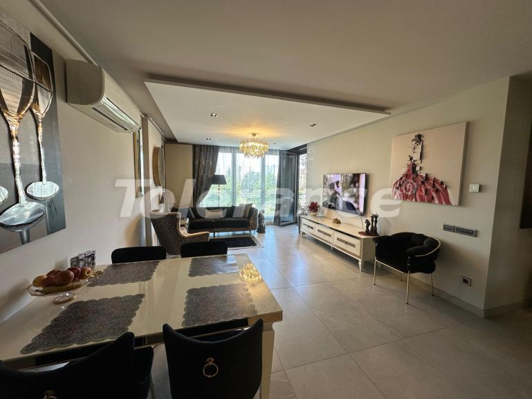 Квартира в Коньяалты, Анталия с бассейном: купить недвижимость в Турции - 123976