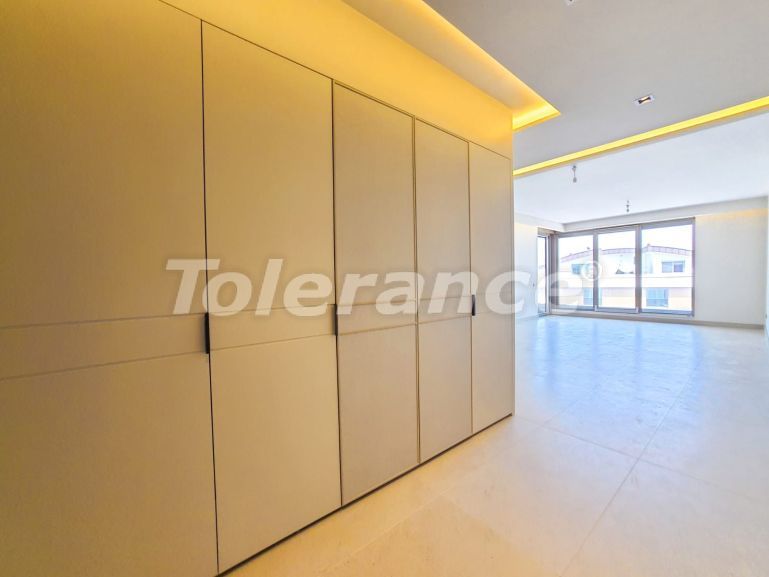 Квартира в Коньяалты, Анталия с бассейном: купить недвижимость в Турции - 124812