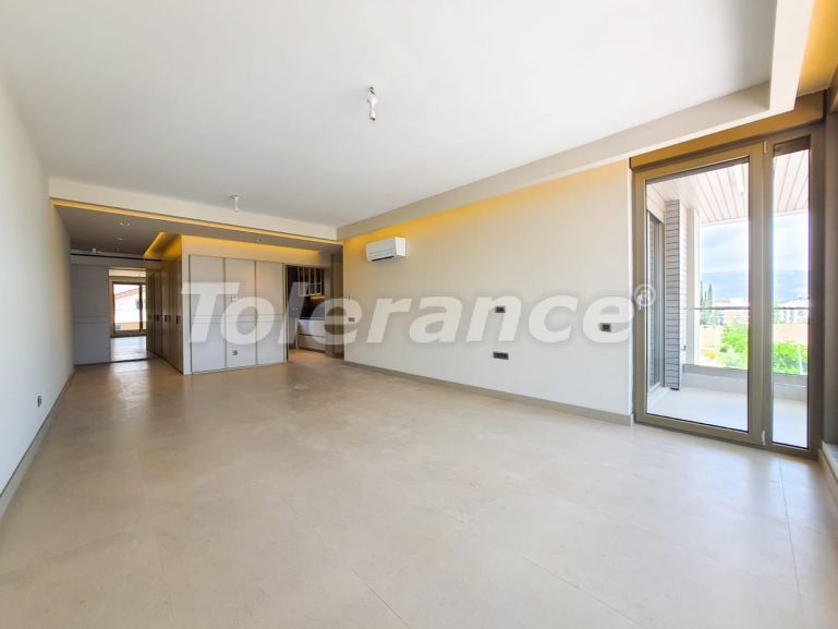 Квартира в Коньяалты, Анталия с бассейном: купить недвижимость в Турции - 124813