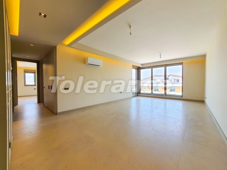 Квартира в Коньяалты, Анталия с бассейном: купить недвижимость в Турции - 124815