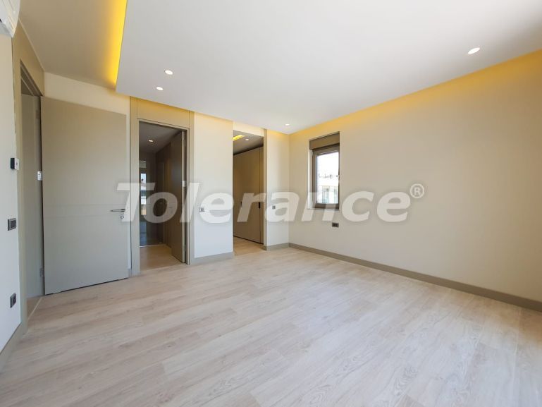 Квартира в Коньяалты, Анталия с бассейном: купить недвижимость в Турции - 124832