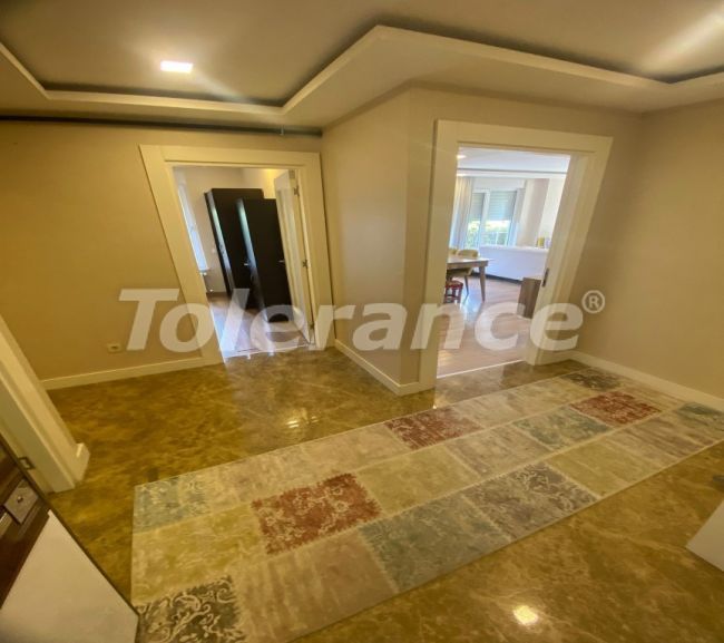 Квартира в Коньяалты, Анталия с бассейном: купить недвижимость в Турции - 126356