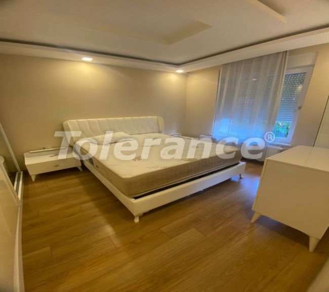 Квартира в Коньяалты, Анталия с бассейном: купить недвижимость в Турции - 126358