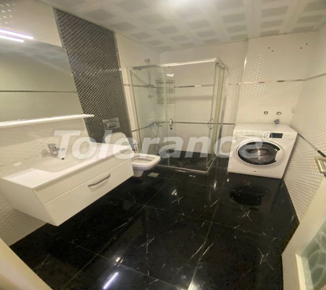 Квартира в Коньяалты, Анталия с бассейном: купить недвижимость в Турции - 126360