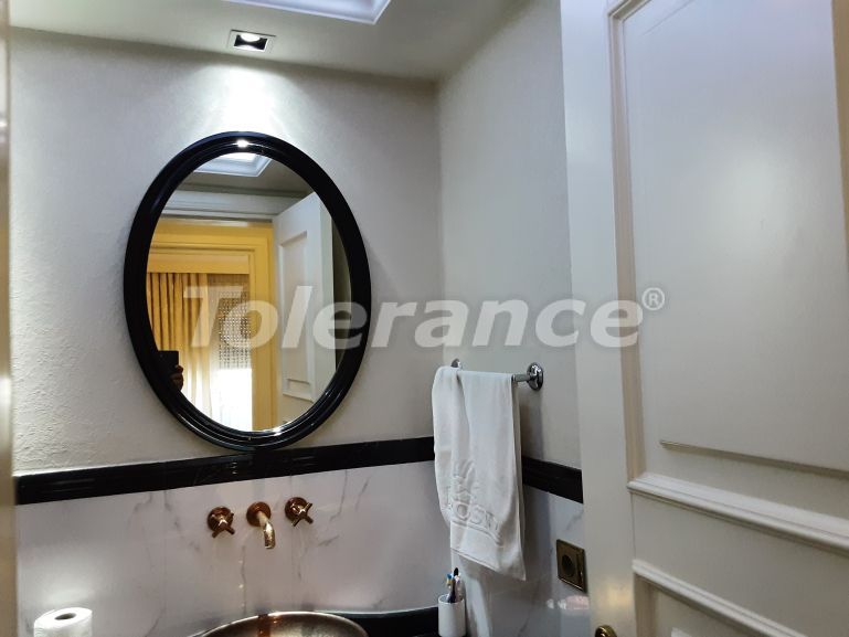 Квартира в Коньяалты, Анталия с бассейном: купить недвижимость в Турции - 126570