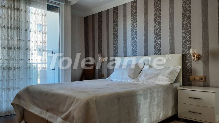 Квартира в Коньяалты, Анталия с бассейном: купить недвижимость в Турции - 126574