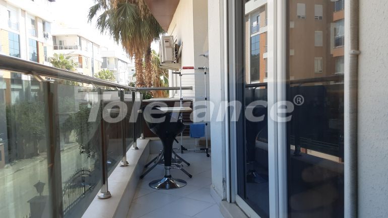 Квартира в Коньяалты, Анталия с бассейном: купить недвижимость в Турции - 126590