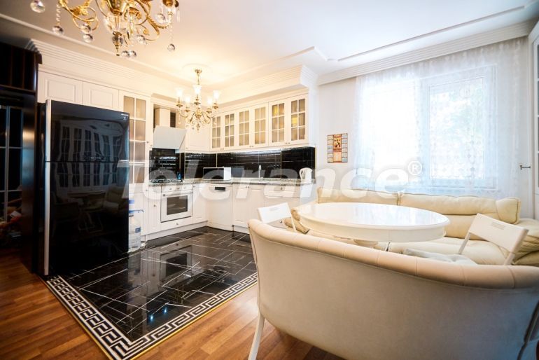 Квартира в Коньяалты, Анталия с бассейном: купить недвижимость в Турции - 126655