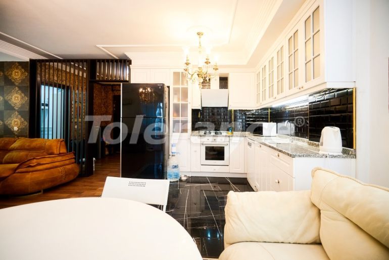 Квартира в Коньяалты, Анталия с бассейном: купить недвижимость в Турции - 126657