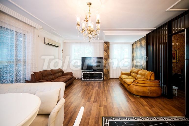 Квартира в Коньяалты, Анталия с бассейном: купить недвижимость в Турции - 126659