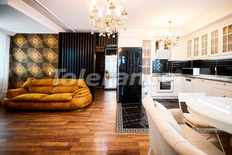 Квартира в Коньяалты, Анталия с бассейном: купить недвижимость в Турции - 126661