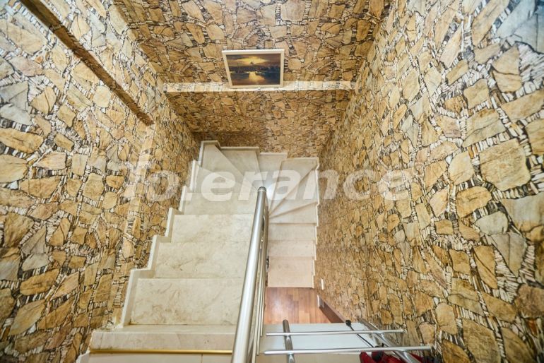 Квартира в Коньяалты, Анталия с бассейном: купить недвижимость в Турции - 126694