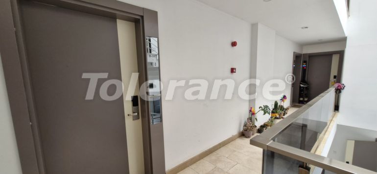 Квартира в Коньяалты, Анталия с бассейном: купить недвижимость в Турции - 126845