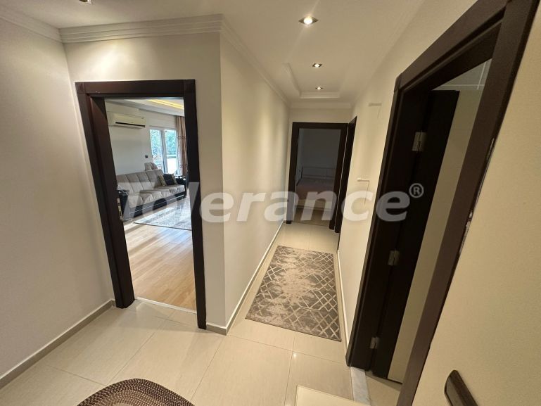 Квартира в Коньяалты, Анталия с бассейном: купить недвижимость в Турции - 129100