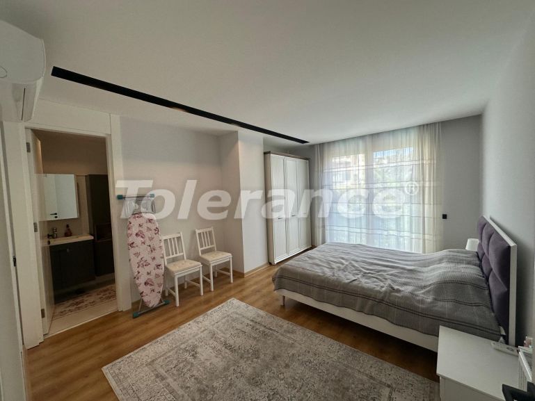 Квартира в Коньяалты, Анталия с бассейном: купить недвижимость в Турции - 129701