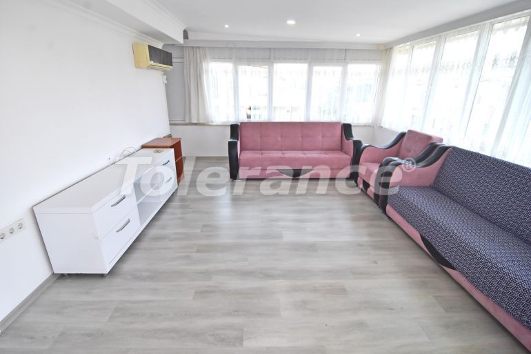 Квартира в Коньяалты, Анталия с бассейном: купить недвижимость в Турции - 129811