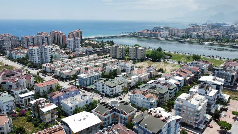 Квартира в Коньяалты, Анталия с бассейном: купить недвижимость в Турции - 129828