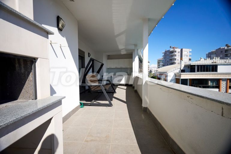 Квартира в Коньяалты, Анталия с бассейном: купить недвижимость в Турции - 130189