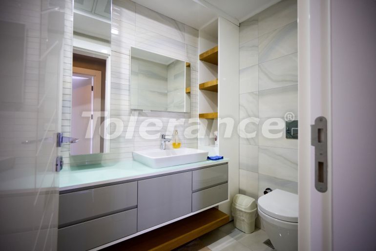 Квартира в Коньяалты, Анталия с бассейном: купить недвижимость в Турции - 130192