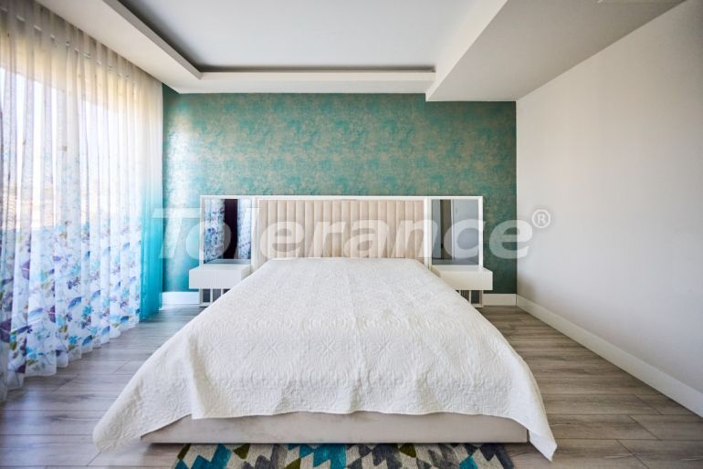 Квартира в Коньяалты, Анталия с бассейном: купить недвижимость в Турции - 130196